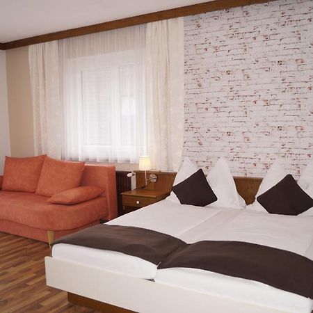 Pension Dobernig - Contactless Check In/Stay Klagenfurt am Woerthersee Luaran gambar