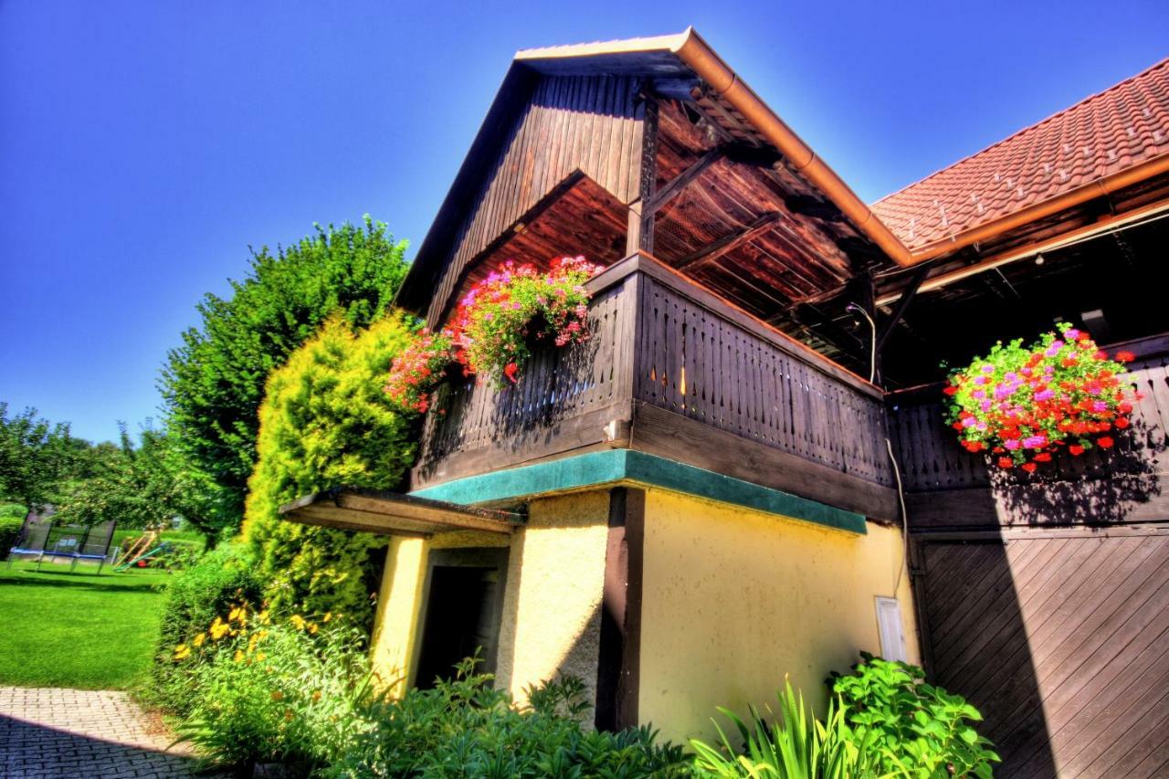 Pension Dobernig - Contactless Check In/Stay Klagenfurt am Woerthersee Luaran gambar