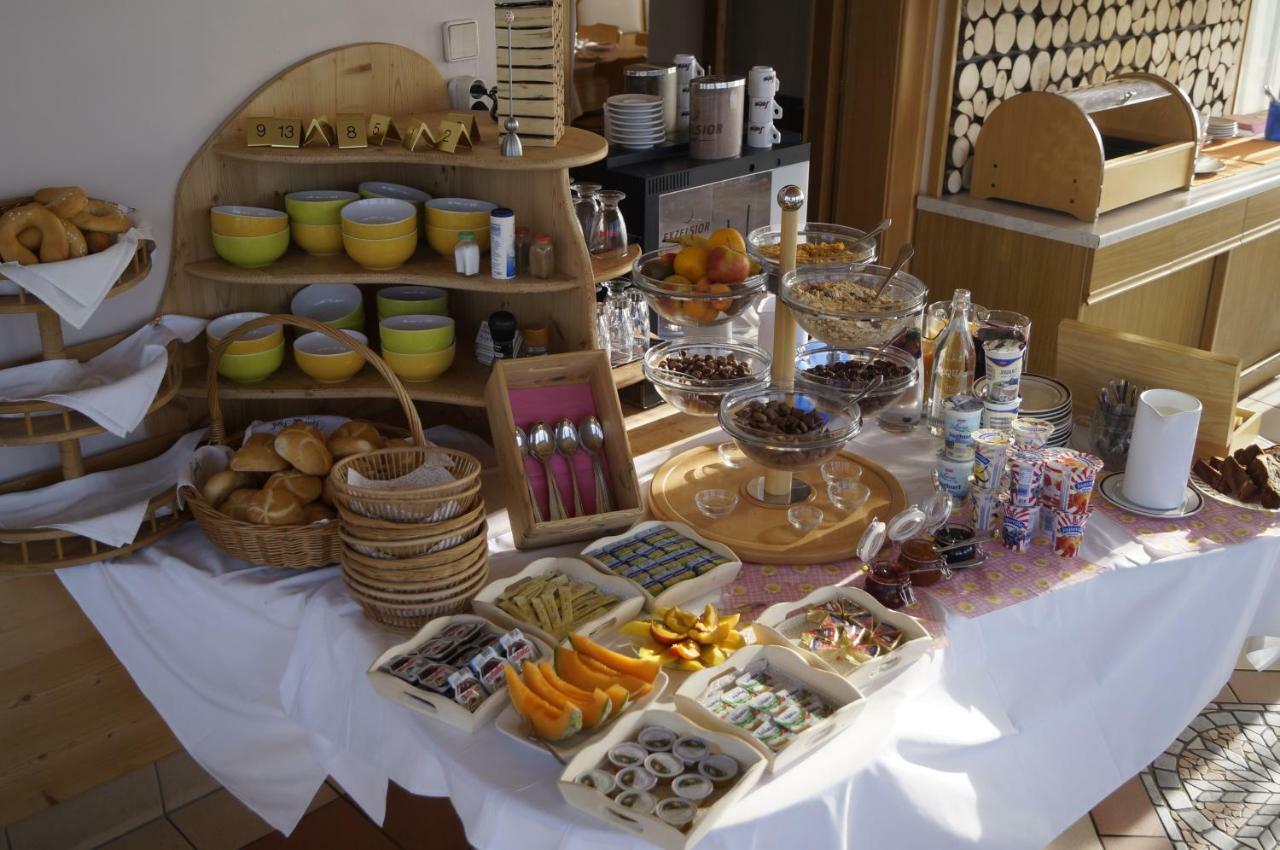 Pension Dobernig - Contactless Check In/Stay Klagenfurt am Woerthersee Luaran gambar